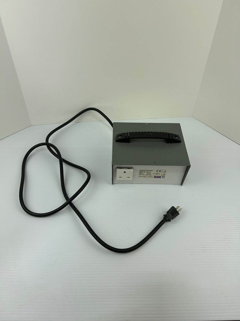 Tacima SC5470 Autotransformer 2000VA Max