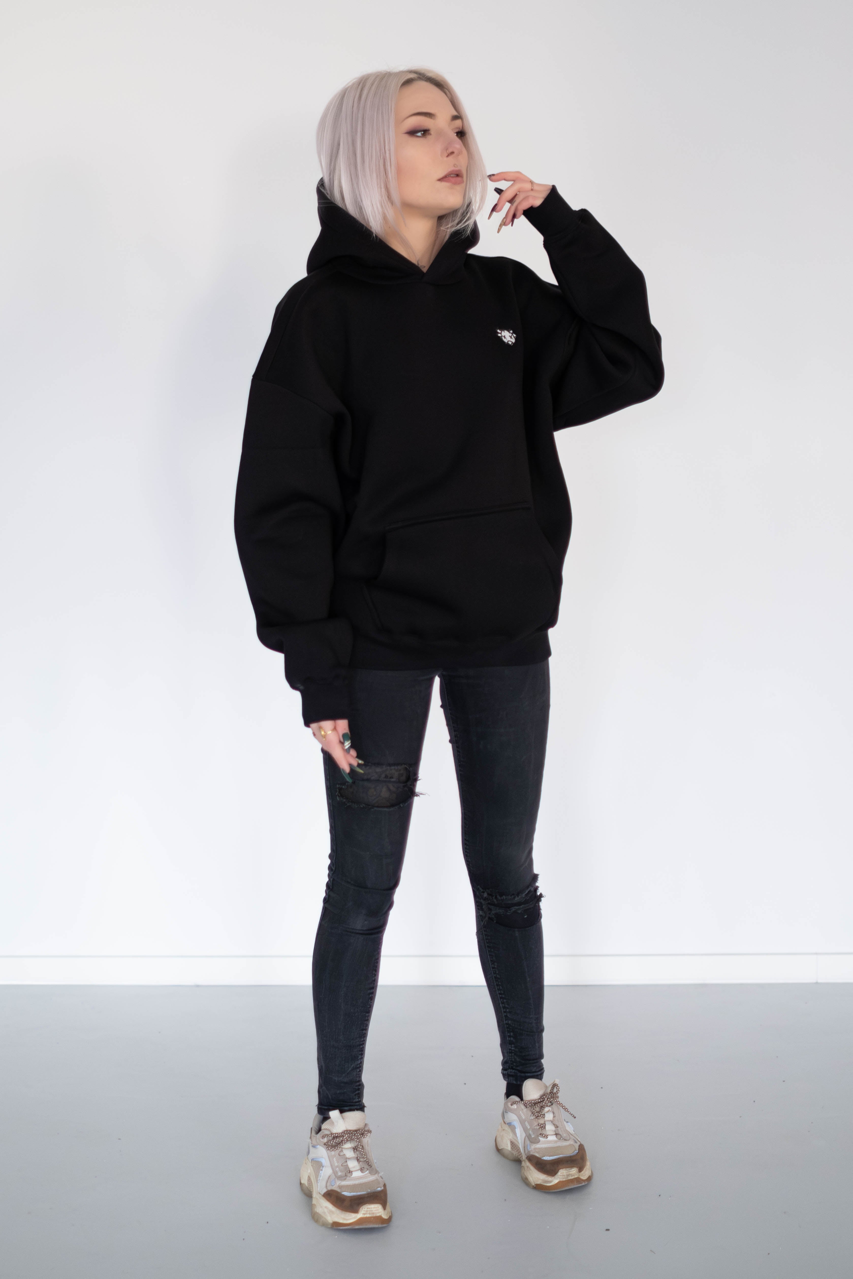 Oversized Hoodie – Gnuhe in Frieden