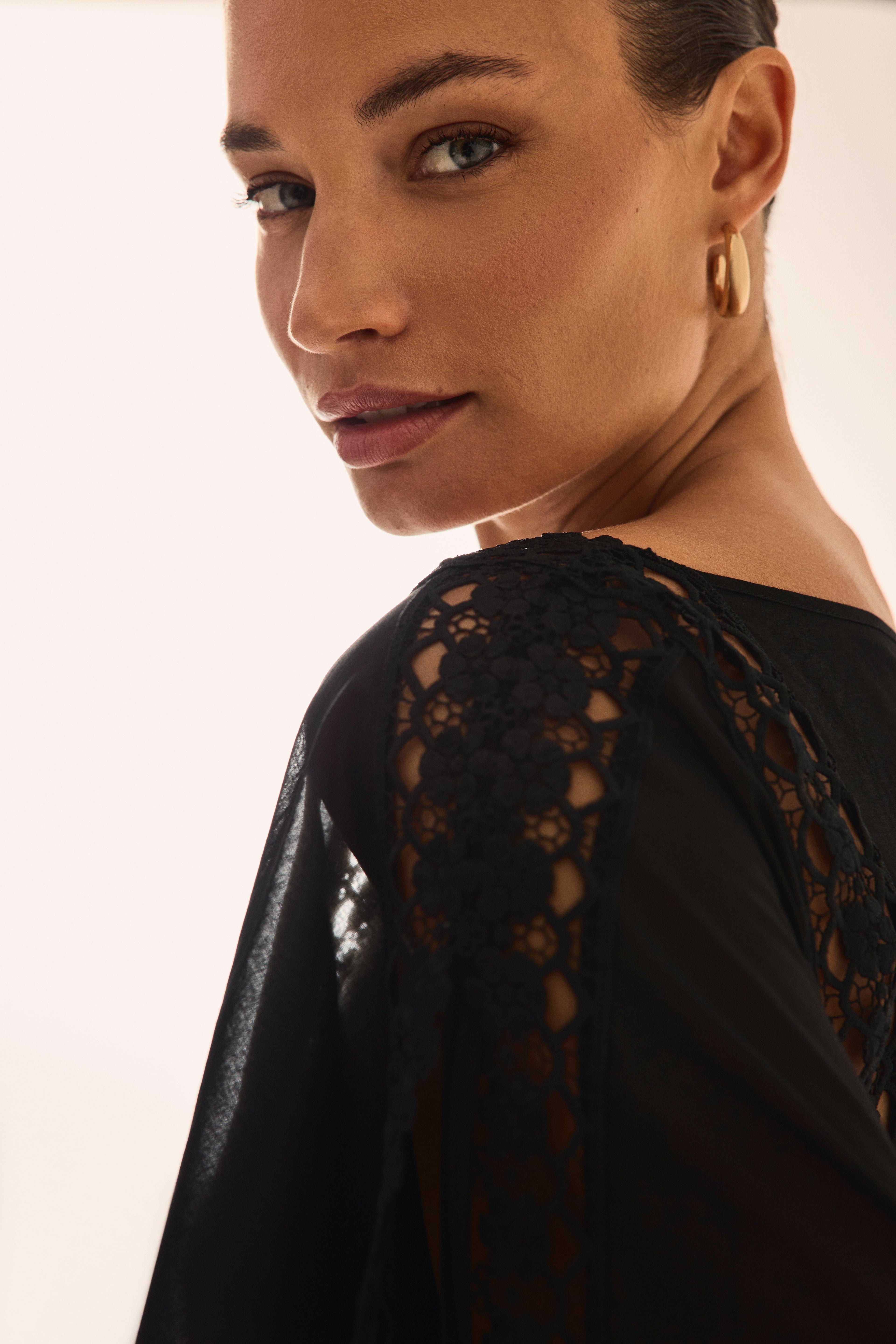 Saena Kaftan