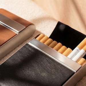 Metal Flip-top Cigarette Case, Slim Hard Shell Cigarette Box for Full Pack,  Multiple Colors, Smoking Accessory, Pocket Tobacco Holder