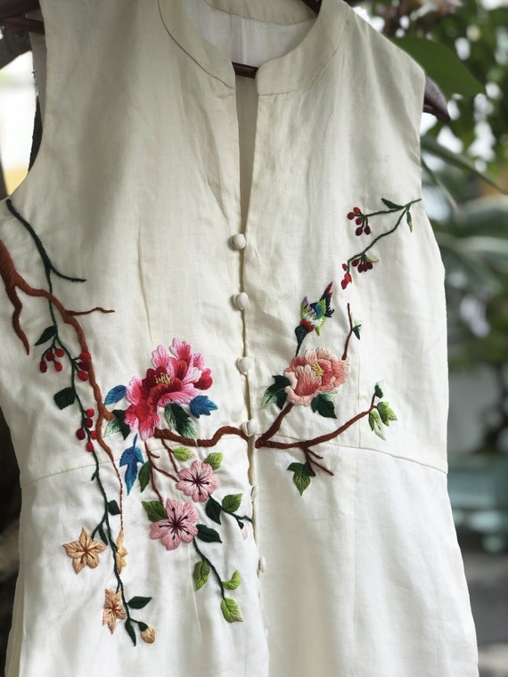 Embroidered Dress With Bird and Flowers, Hand Embroidery Dress for Women,  Tinythingsmadeuhappy