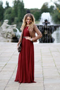 How to Wear Loose Fitting Dresses Without Drowning in Fabric
