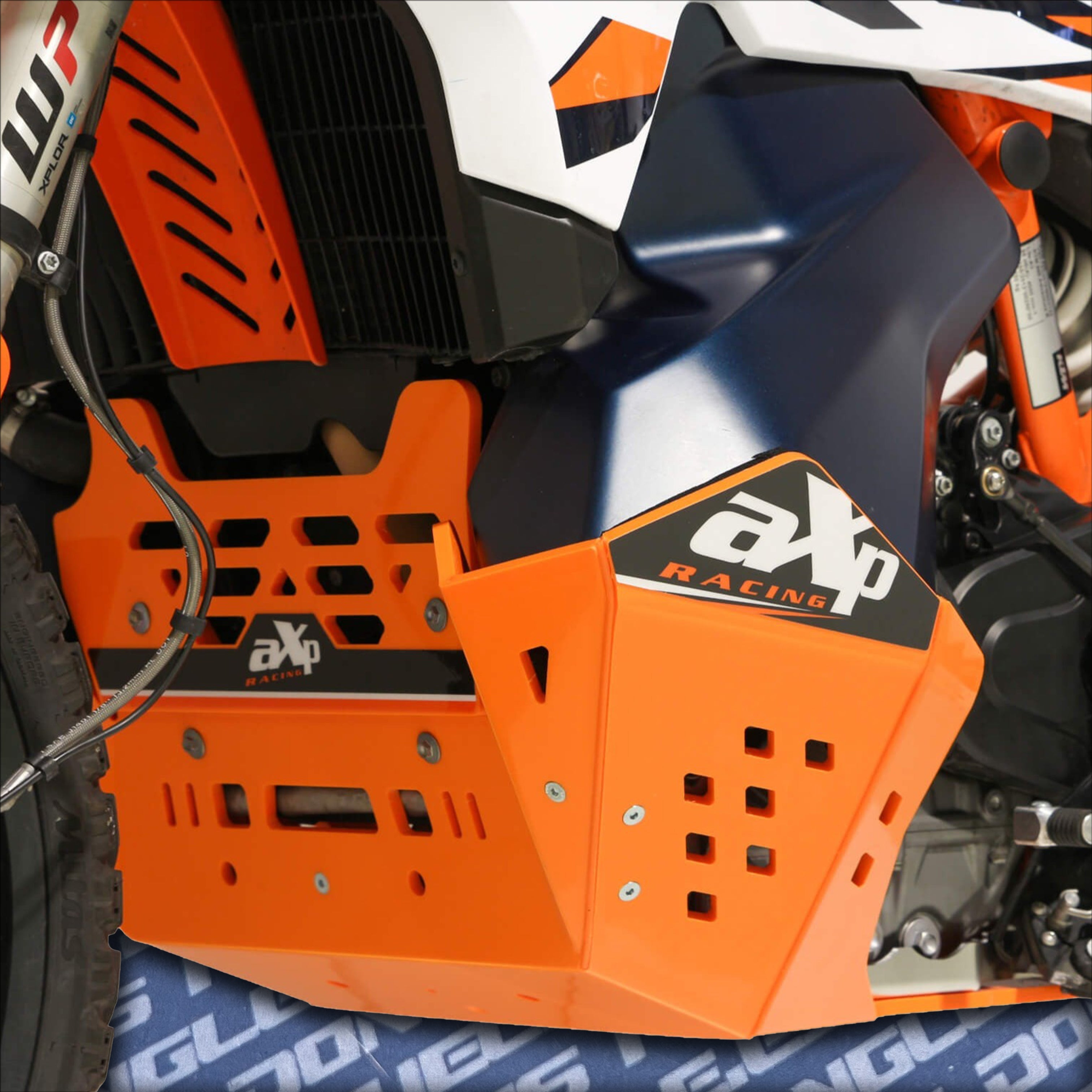 Cubrecarter AXP PHD 8mm KTM 790/890 Adventure AX1702 AX1703